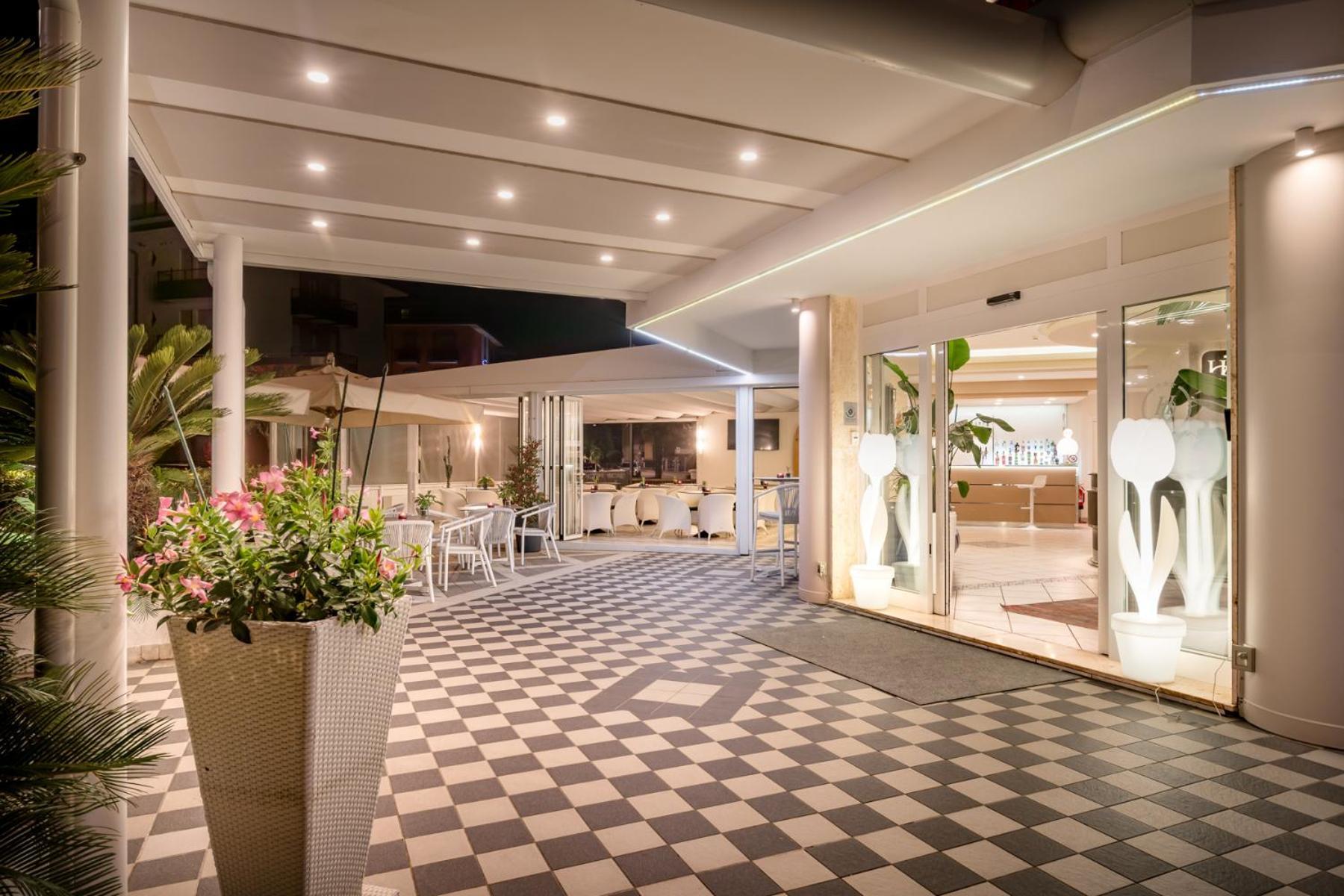 Hotel All'Orologio 3 Stelle Superior Caorle Exteriér fotografie